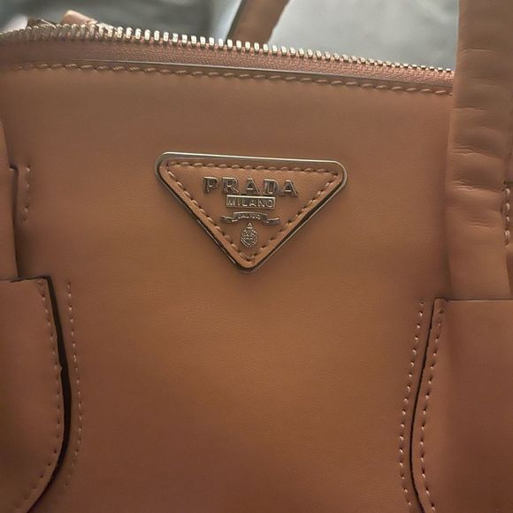 Prada Leather Purse - Picture 13 of 14
